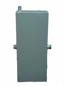 Расширительный бак открытого типа ? емкость, дно которой соединено с трубой отопительной системы. Уровень воды в нем зависит от объема жидкости в системе. Чем вода горячее, тем больше ее объем. Открытый расширительный бак размещают над верхней точкой сист